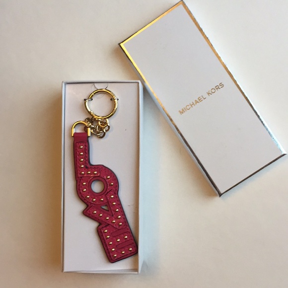 Michael Kors Accessories - NWT MICHAEL KORS ULTRA PINK LEATHER LOVE CHARM